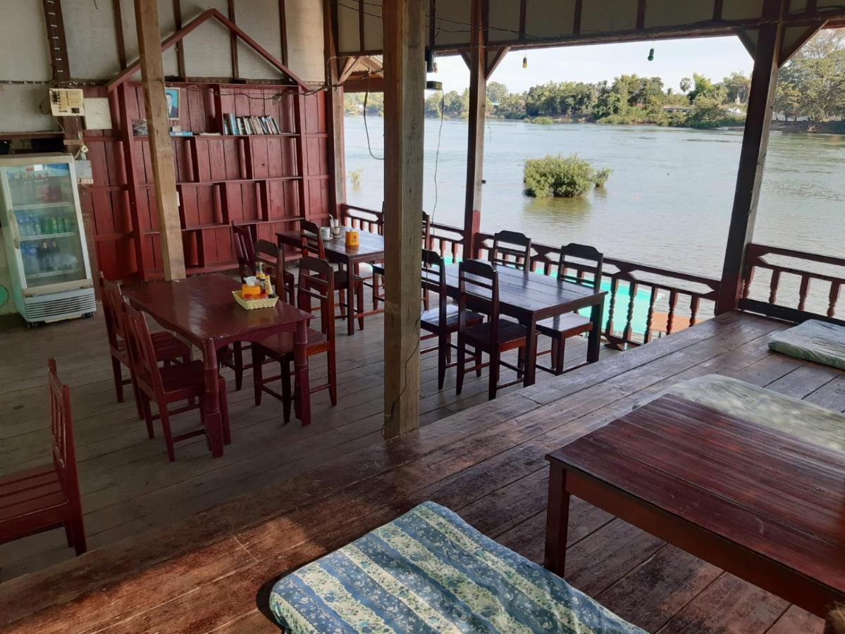 Mr. Phaos Riverview Guesthouse & Restaurant Дон Дет Экстерьер фото